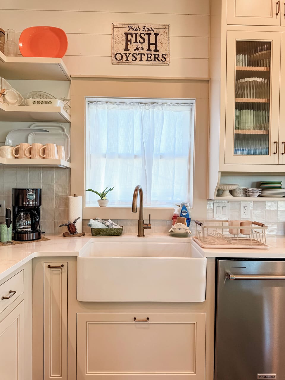 Large sink and dishwasher