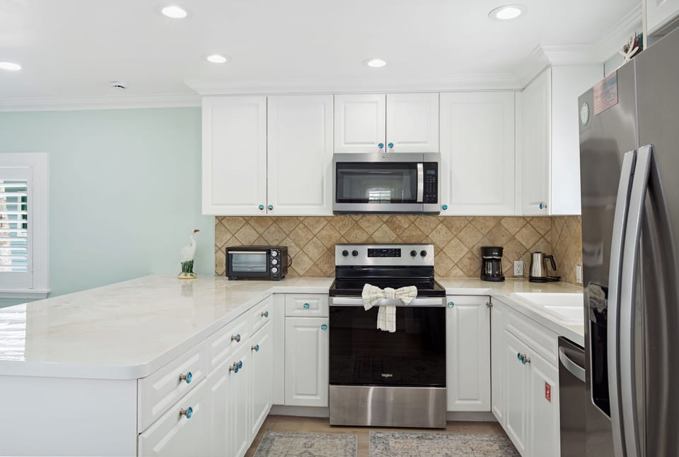 Fully equipped kitchen