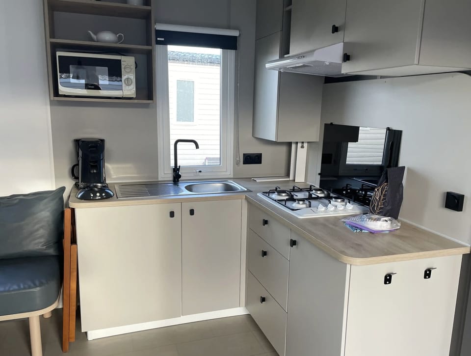 Kitchen of Holiday Park Klein Strand - Cottage 6p