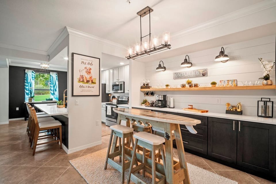 Kitchen & Breakfast Nook w/ Surfboard Table