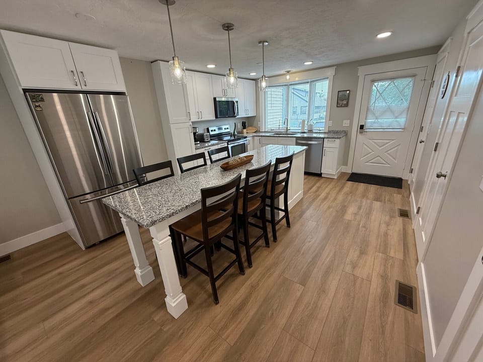 9-foot Kitchen Island 