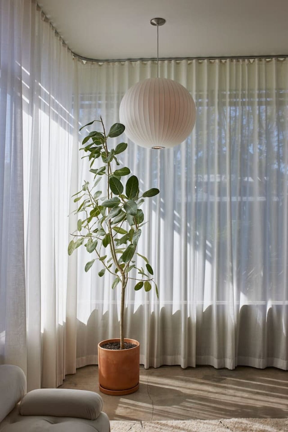 This sunlit living room is a breath of fresh air.