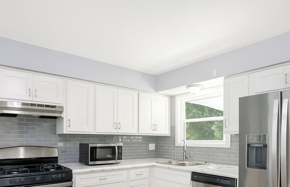 Fully equipped kitchen with modern appliances—ideal for cooking meals during your stay
