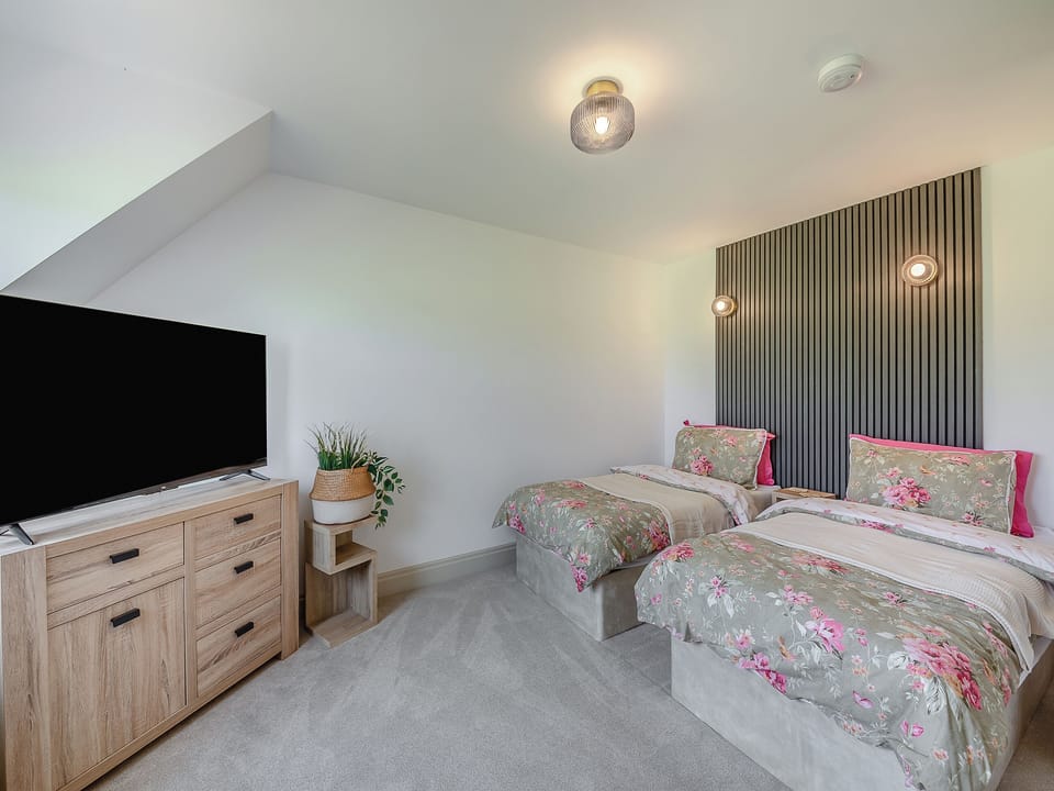 Twin bedroom | Hillside House, Berwick-upon-Tweed