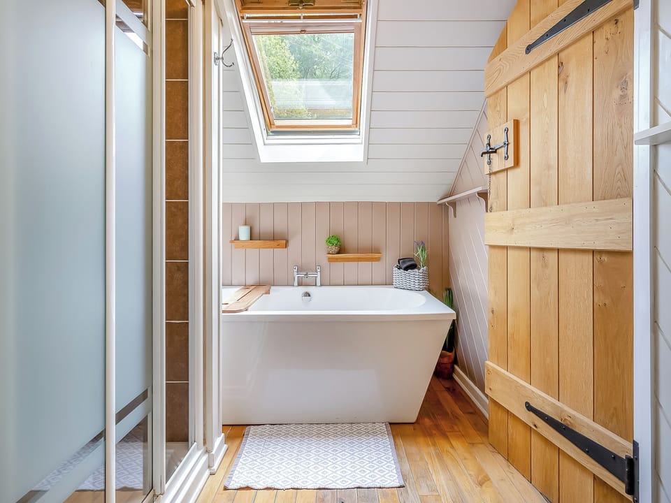 Bathroom | Pen Y Groes, Welshpool