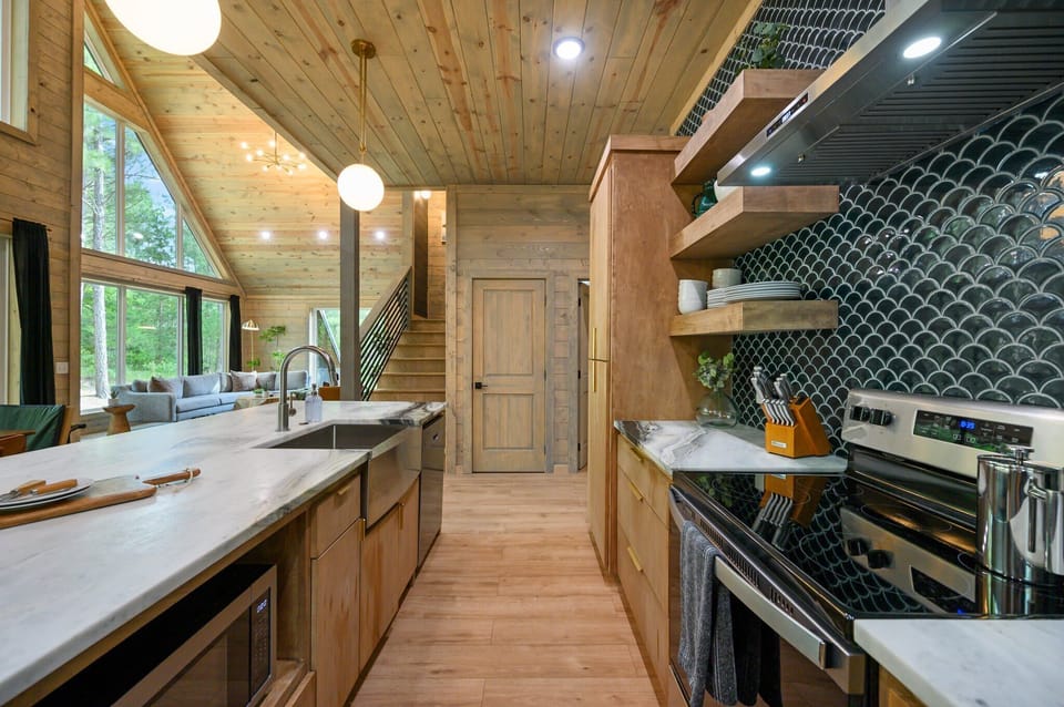 Cook up your favorites in our fully stocked kitchen—complete with all the cookware, tools, and gadgets you need to feel right at home.