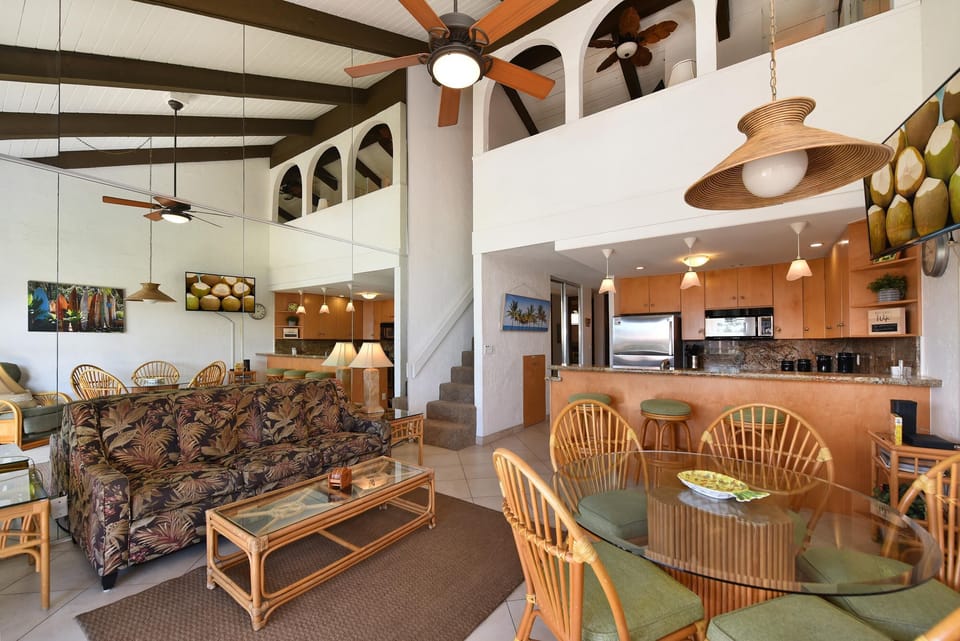 Livingroom / dining table