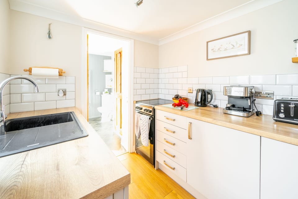 Ground floor: Kitchen