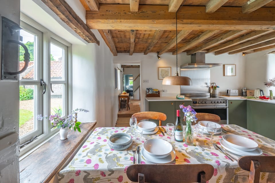 Ground floor: Kitchen/diner