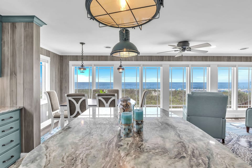 Kitchen / Dining Area - South