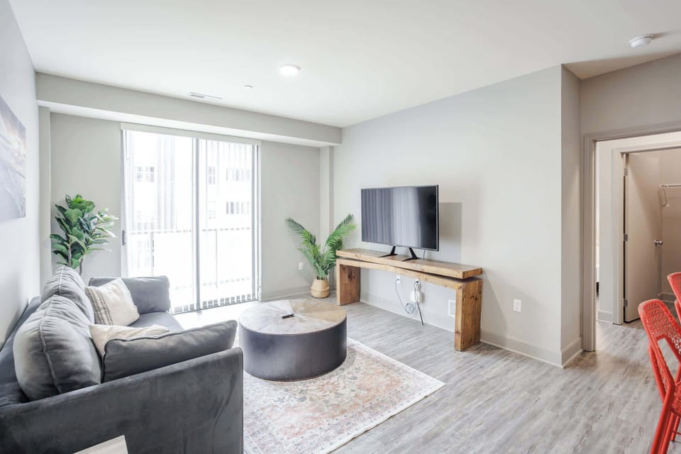 2BR/2BA CozySuites at the Banks