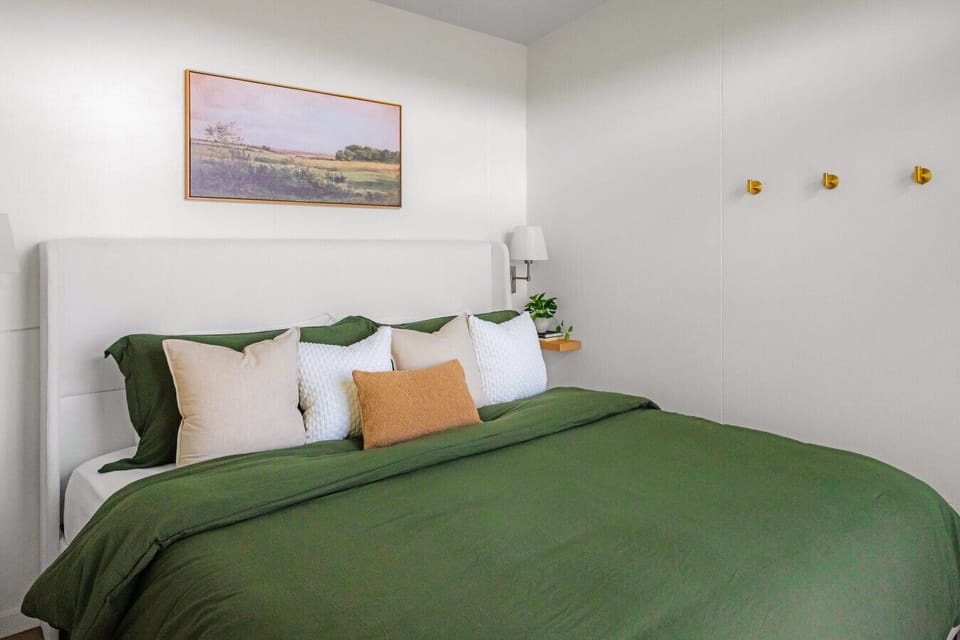 Large King size Bed