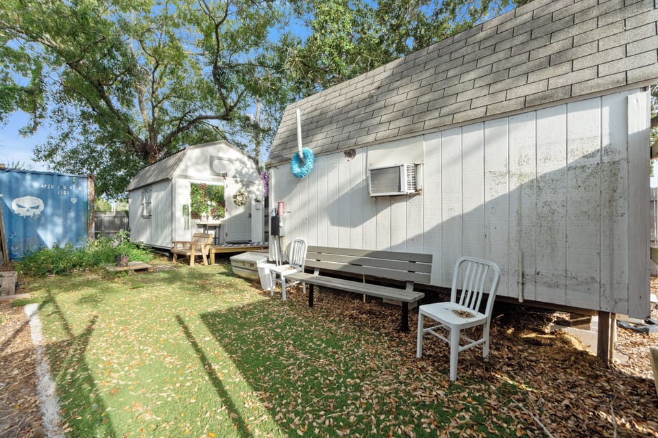 Charming and welcoming exterior with a cozy vibe, perfect for a relaxing stay.