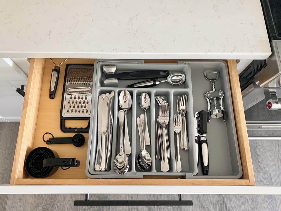 Kitchen: Cooking essentials