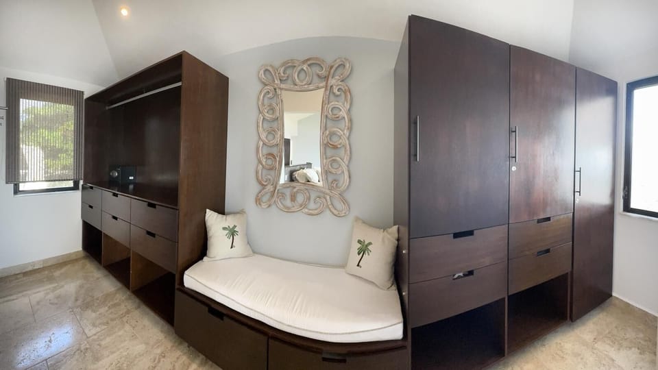 Primary bedroom closet