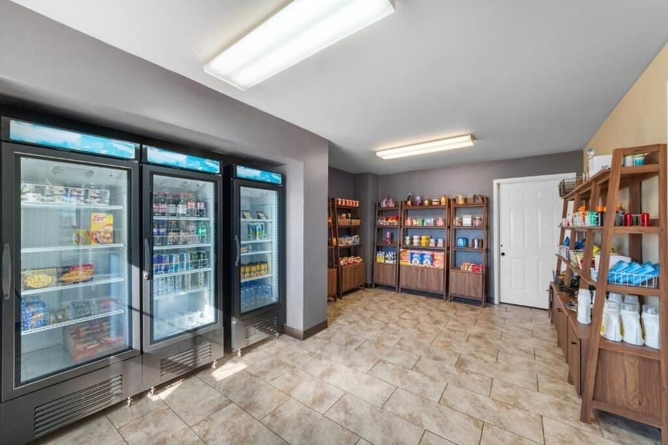 Mini Mart