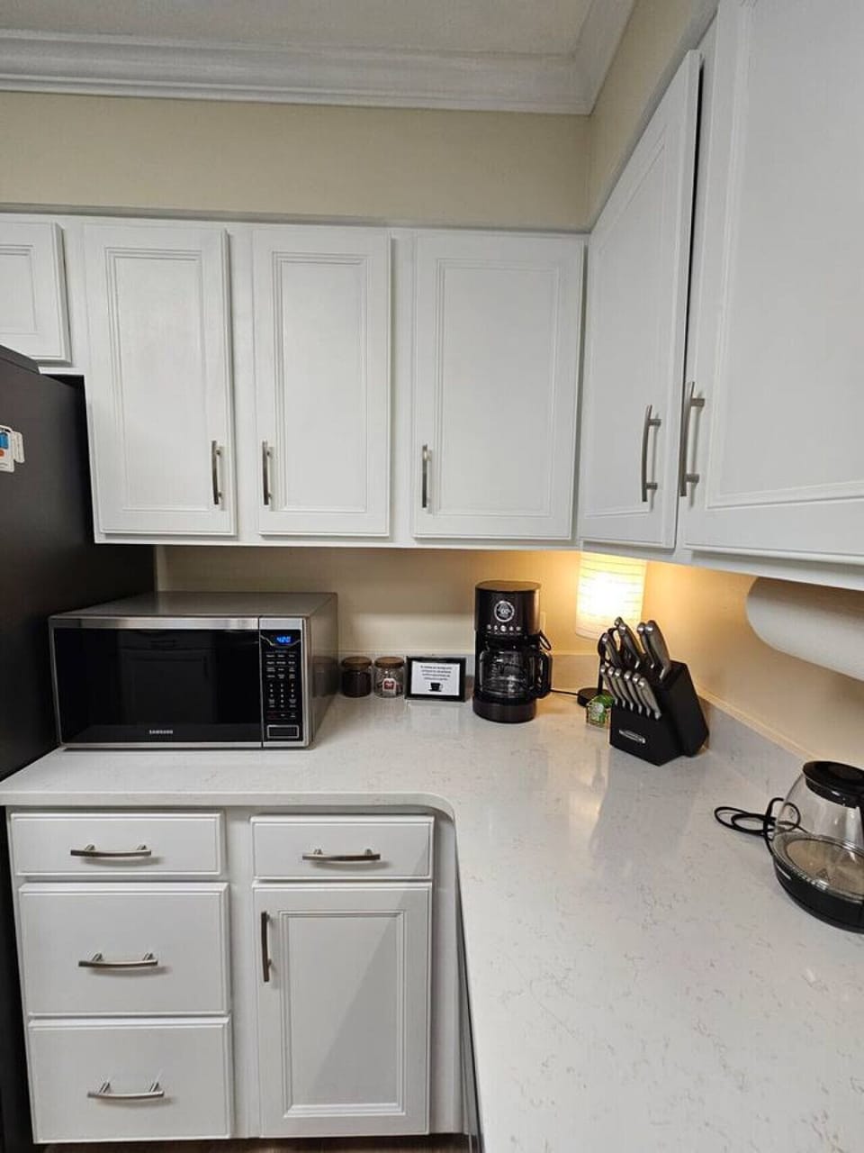 Microwave, Coffee Maker, Electric Kettle