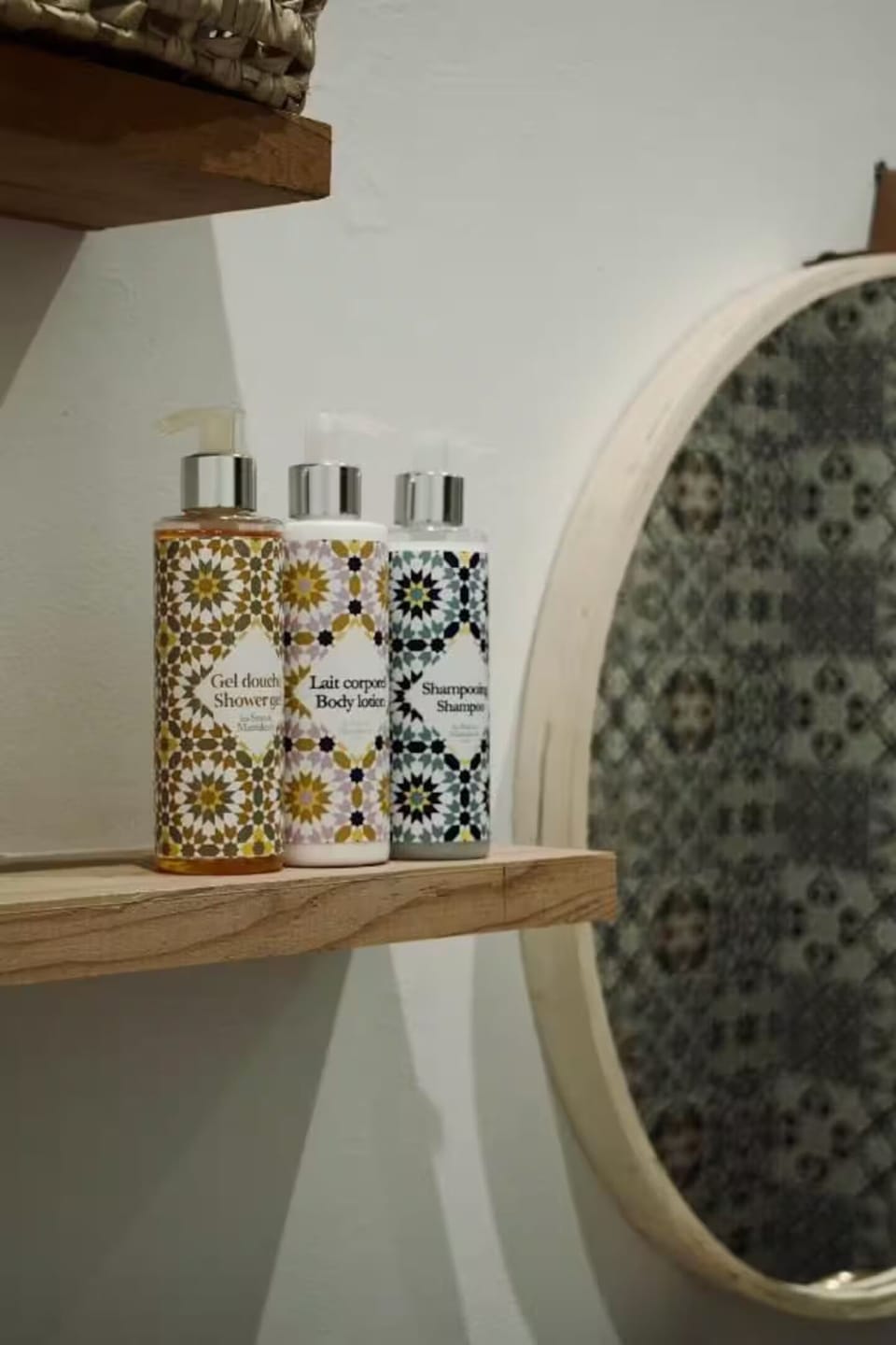 Bathroom amenities