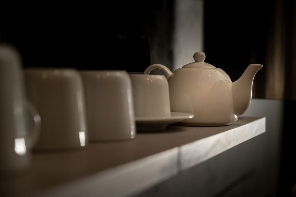 Set of dishes