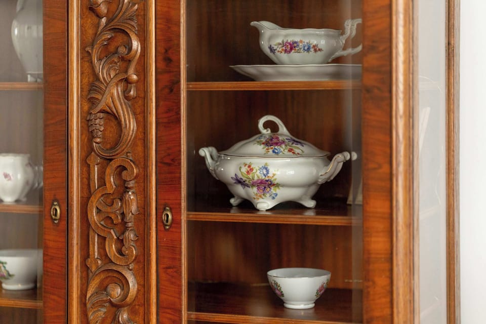 Decorative details.