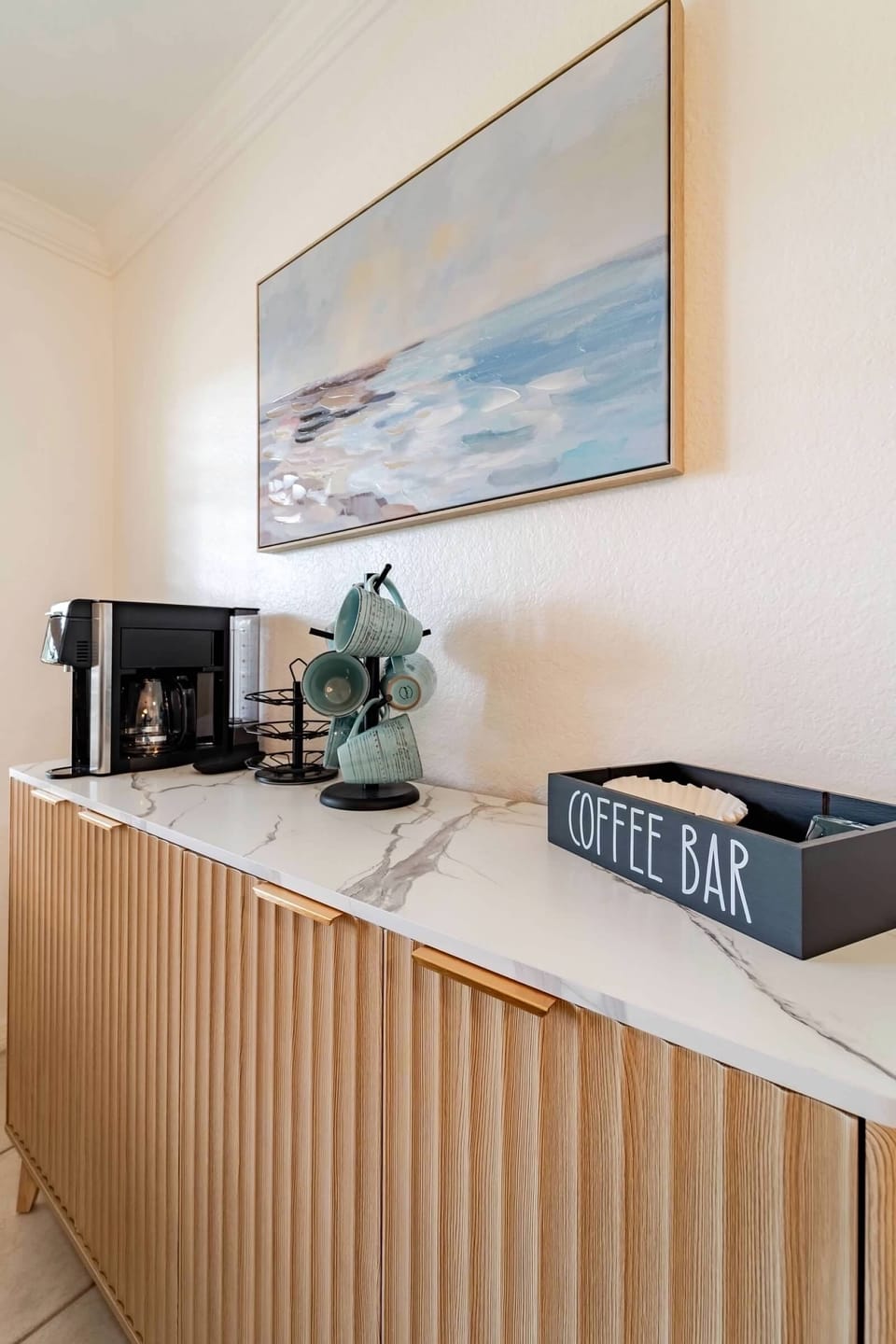 Coffee bar with Flexbrew coffee machine, K-cup, drip option and frother