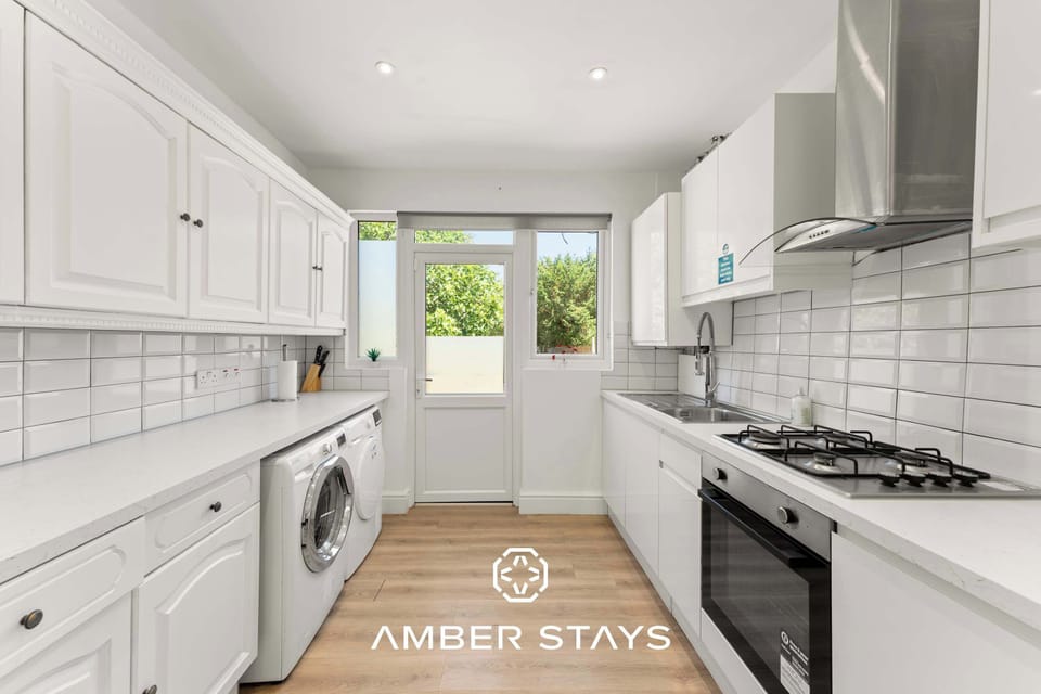 A bright and clean kitchen that’s fully equipped with everything you need—perfect for cooking, snacking, or enjoying a quiet cup of coffee.
