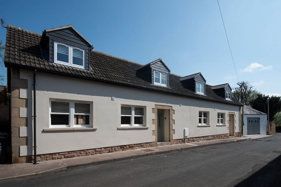 Windy Cottage - the front of the cottage