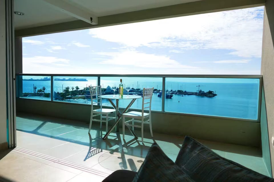 Ecuabook Salinas Torre Marina +593 939849621