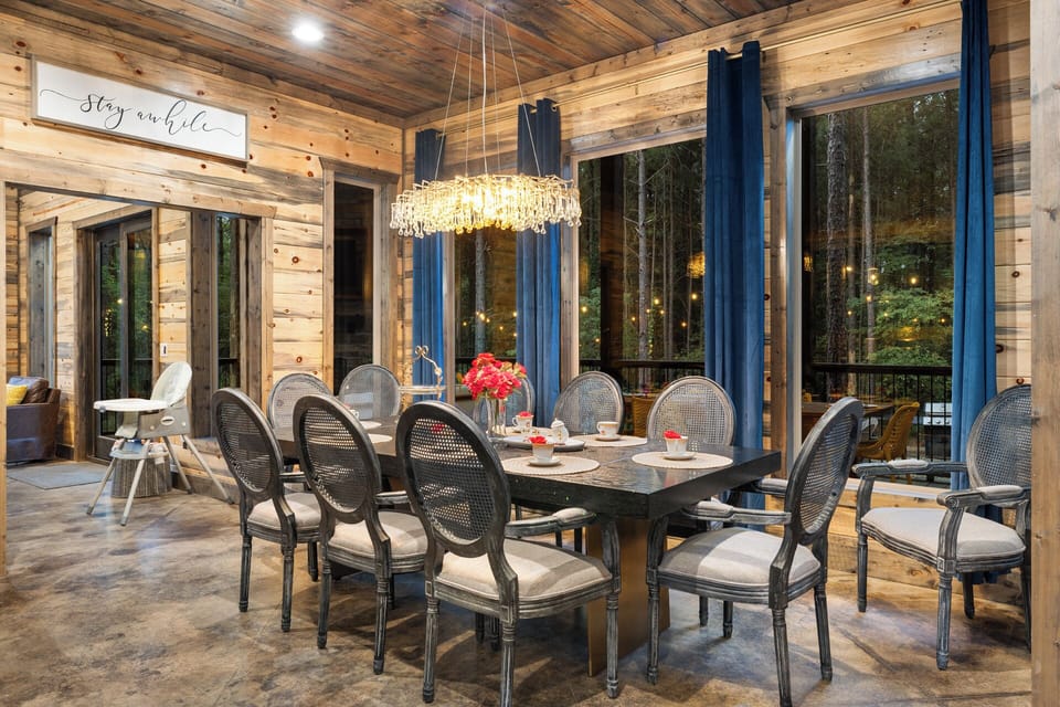 Family dinners just taste better here.