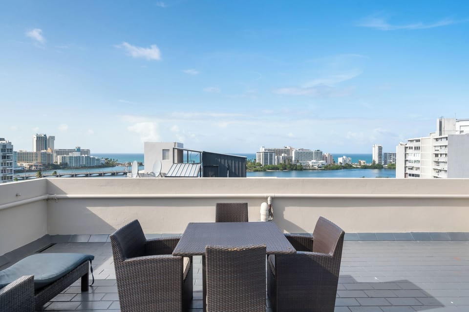 Enjoy the spectacular cityscape from our private rooftop terrace.

