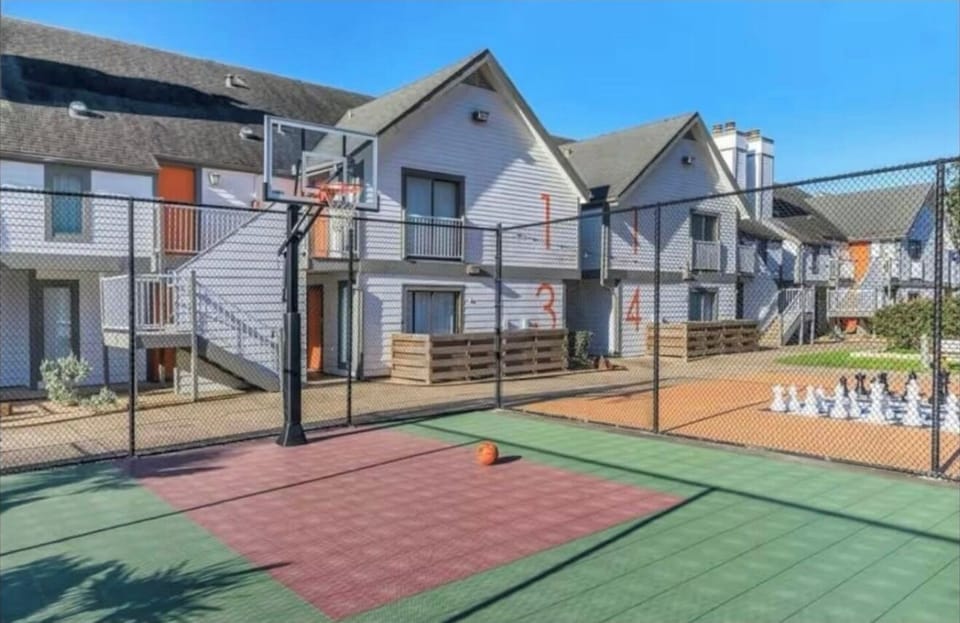 Sport court