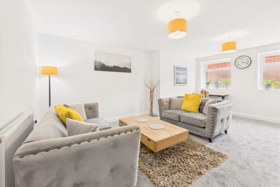 Alnmouth Suite, North Shields - Host & Stay