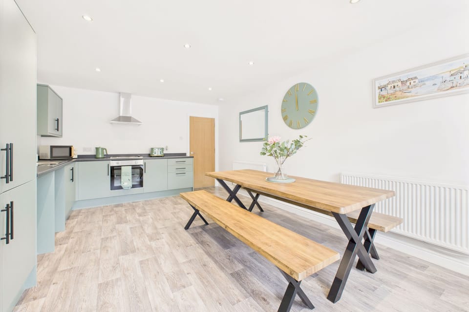 Alnmouth Suite, North Shields - Host & Stay