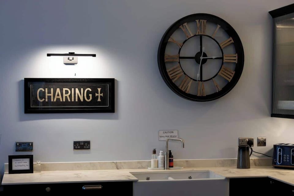 Decorative aspects chosen specifically for the property