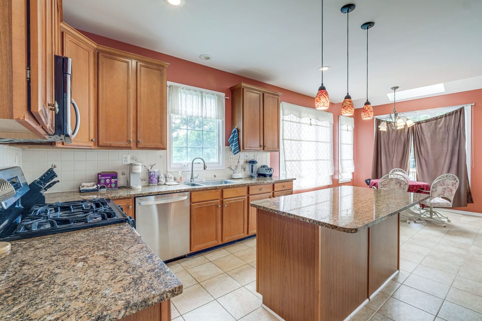 Kitchen | 1st Floor | Keurig | Toaster | Blender