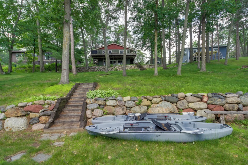 Pequot Lakes Vacation Rental | 3BR | 2BA | Steps Required | 1,904 Sq Ft