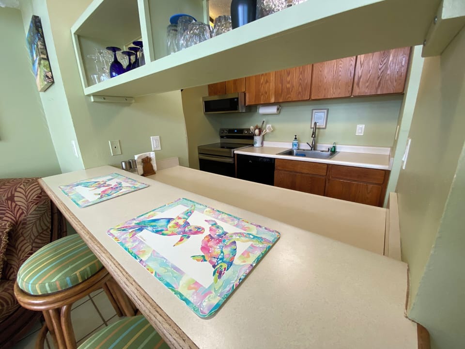 Breakfast bar with passthru from kitchen.