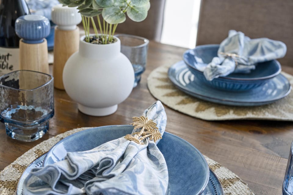 The elegant table set up