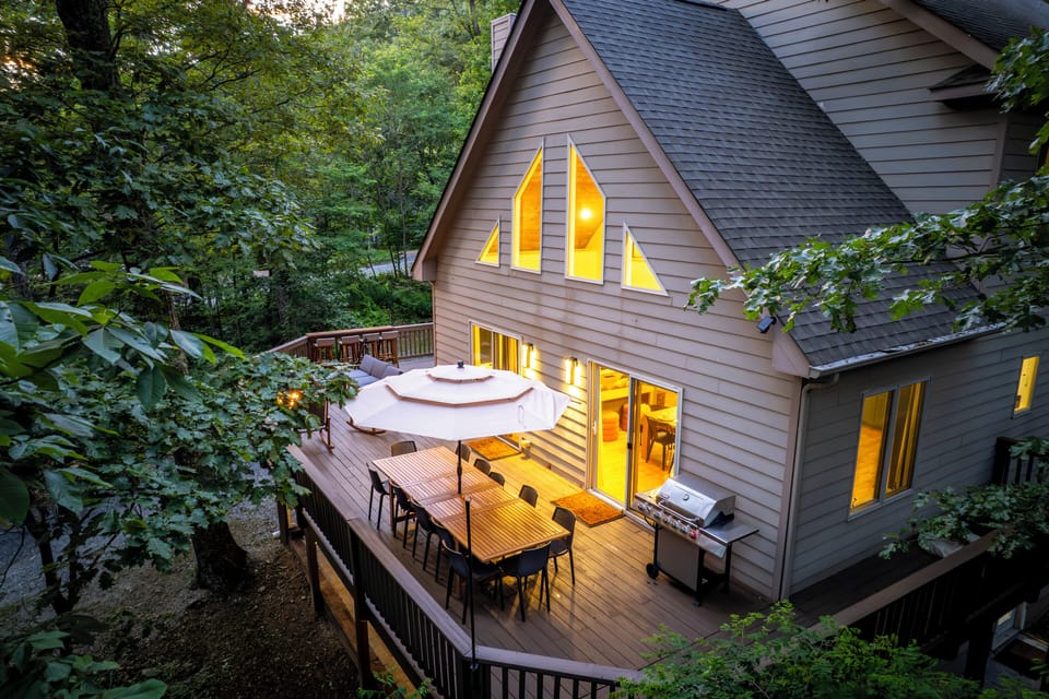 Relax and reconnect in the heart of nature. 