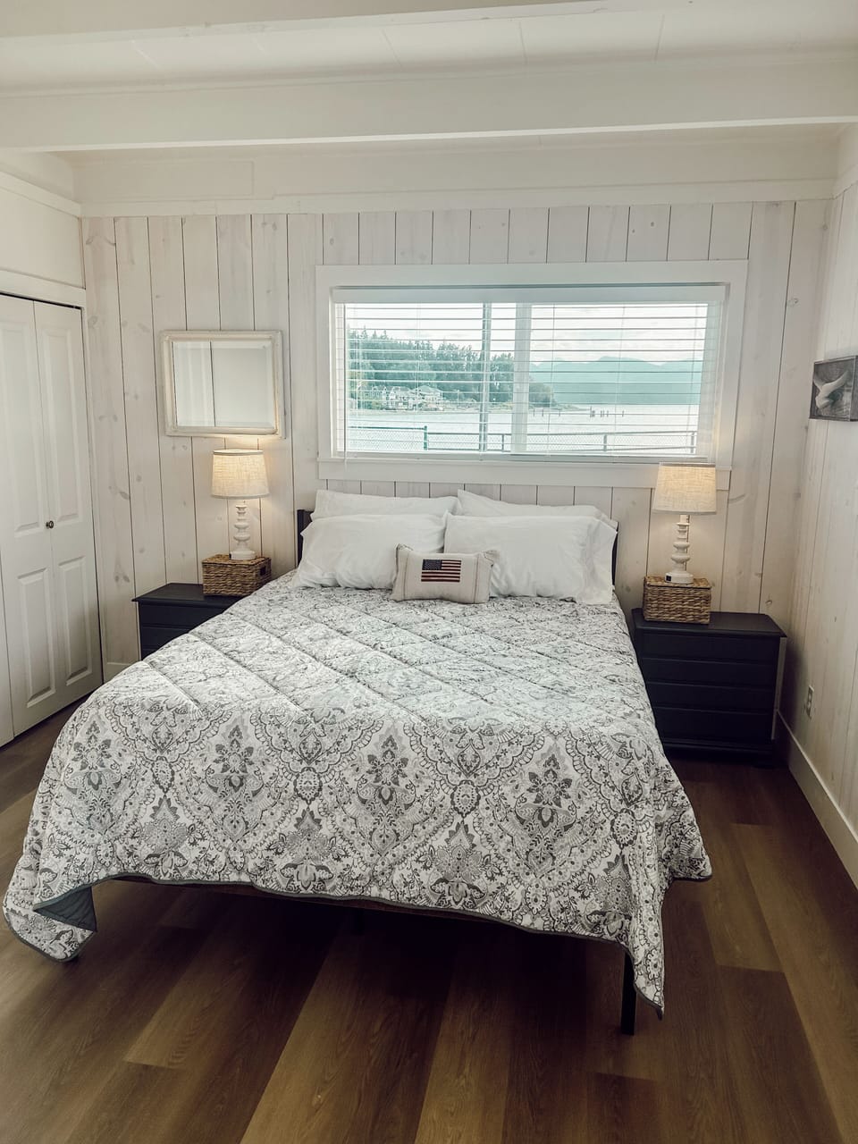 QUEEN BED - ROOM CLOSEST TO THE WATER