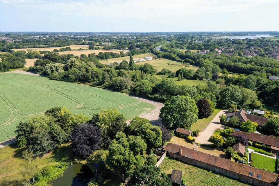 The cottage is rural, offering a peaceful escape, yet close to lots of attractions and local amenities.