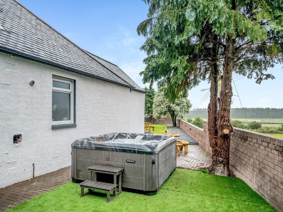 Hot tub | Westwynd, Dunragit