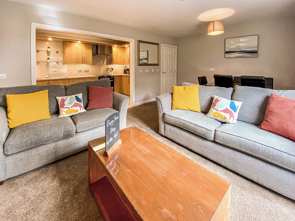 Living area | Broad Street Gardens 5 - Broad Street Gardens Apartments, All Orkney Islands