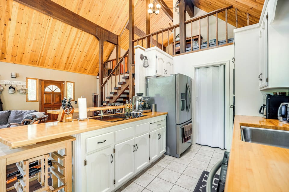 Kitchen | Main Level | Espresso Machine | Drip Coffee Maker | Dishwasher