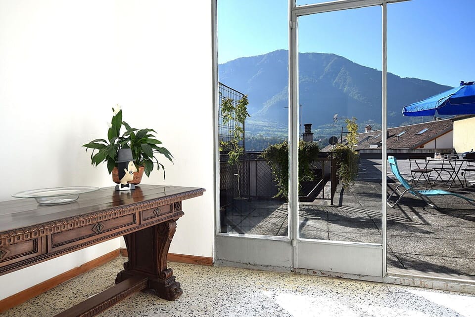Autumn, Balcony / Terrace / Patio, Spring, Summer