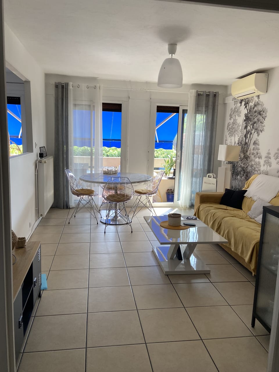 Living area