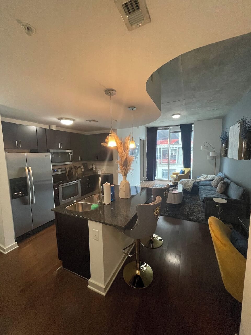 Designed for convenience and style. Our modern kitchen is perfect for takeout or a homemade meal.