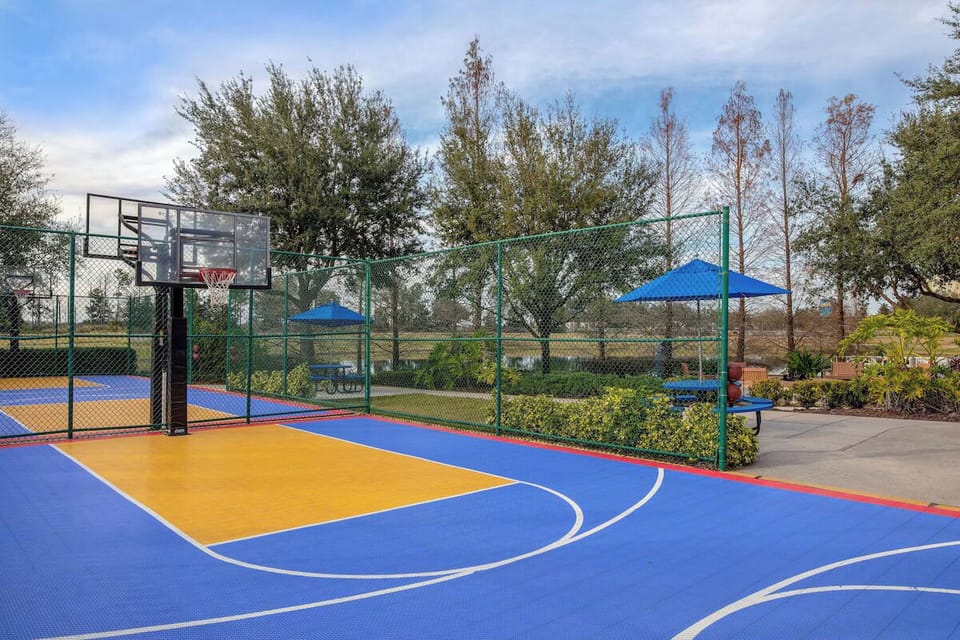 Sport court