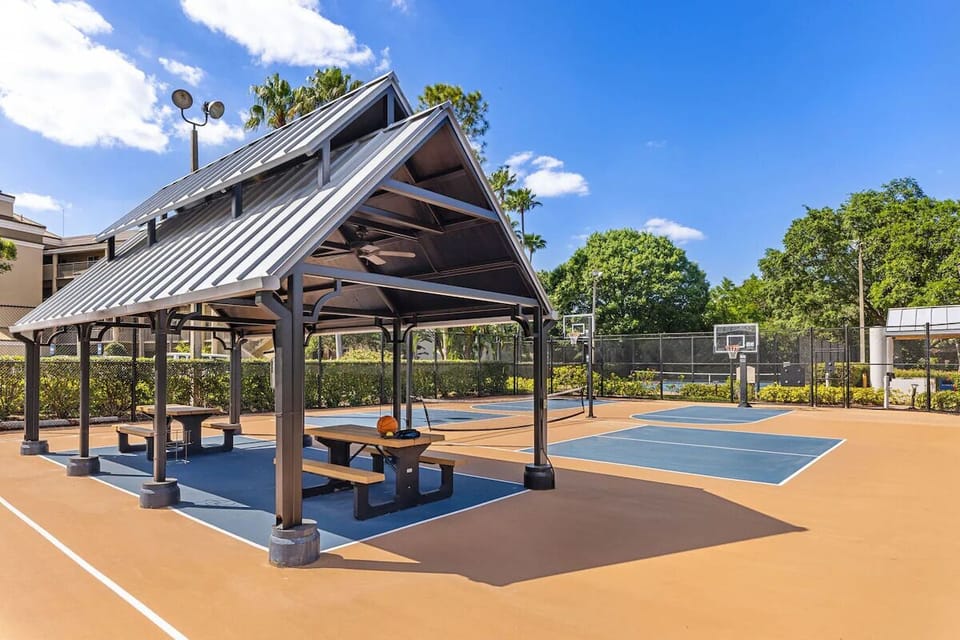 Sport court
