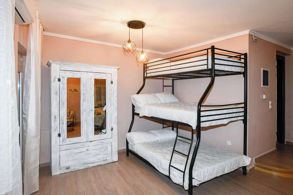 Intimate Bunk Bed with Closet
